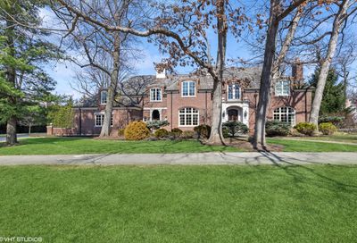 50 S Sheridan Road Lake Forest IL 60045