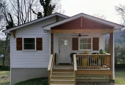 273 Oakdale Drive Hendersonville NC 28791