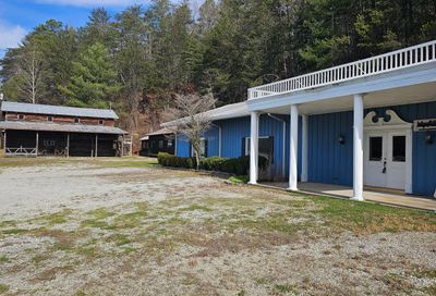 5987 Highway 441 S Lakemont GA 30552