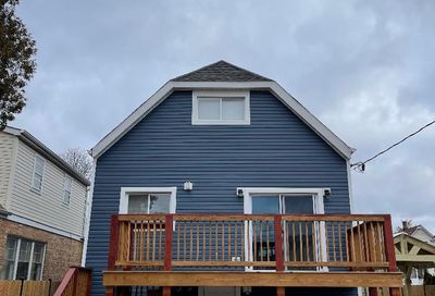 5229 W Eddy Street Chicago IL 60641