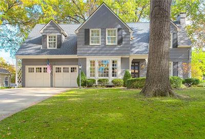 6531 Overbrook Road Mission Hills KS 66208