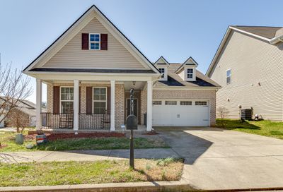 1940 Stonewater Dr Hermitage TN 37076