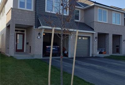 118 ANGELONIA CRESCENT Ottawa ON K1T3V9