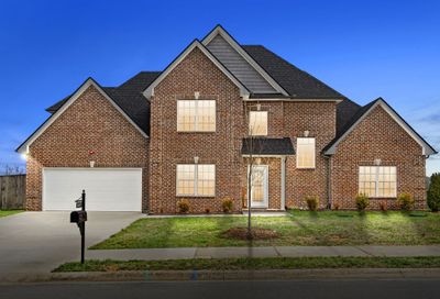 1009 Azalea Ct Ashland City TN 37015