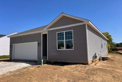 504 W Pleasant Avenue Sandwich IL 60548