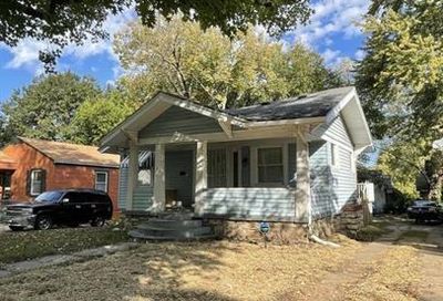 1912 E 69th Terrace Kansas City MO 64132