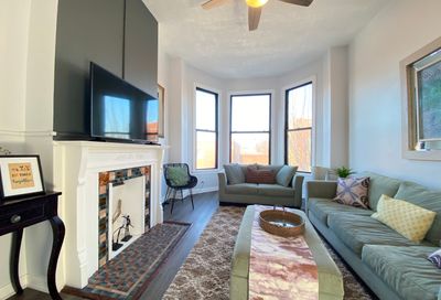 1437 W Taylor Street Chicago IL 60607