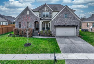 742 Burgess Dr Goodlettsville TN 37072
