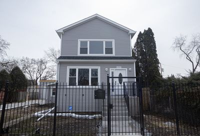 1021 W 104th Place Chicago IL 60643