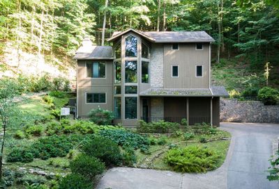 201 Rolling Fork Ct Nashville TN 37205