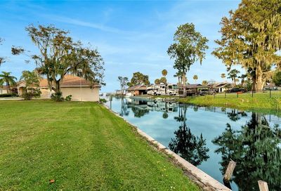 308 Waterwood Drive Yalaha FL 34797