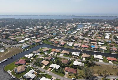 339 Oakwood Circle Englewood FL 34223
