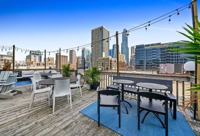 225 W Huron Street Chicago IL 60610