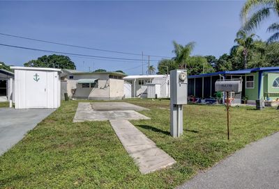 4776 66th Lane N St Petersburg FL 33709