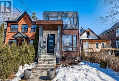 233 RHODES Avenue Toronto ON M4L3A2