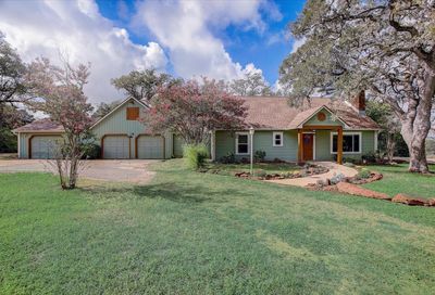 128 Copeland Hill Road Smithville TX 78957