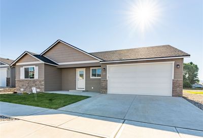 23 Emma Drive Wenatchee WA 98801
