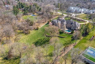 21 Brookwood Road Town And Country MO 63131