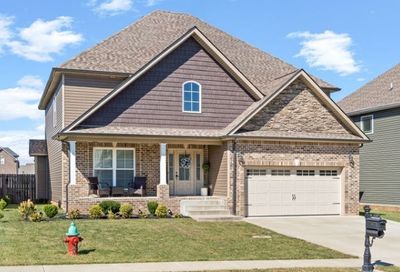 1120 Hilliard Ln Clarksville TN 37042