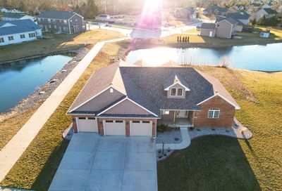 2113 E Slade Lane Mahomet IL 61853