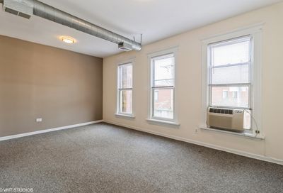2258 N Clark Street Chicago IL 60614