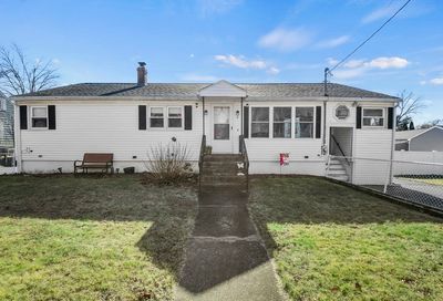 4 Oak Street Millbury MA 01527