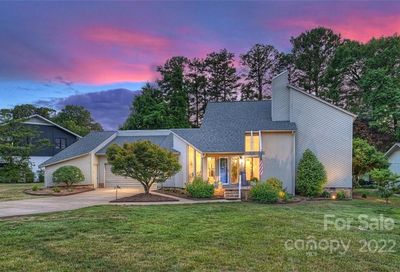 16001 Cramur Drive Huntersville NC 28078