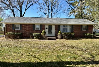 605 Henley St Manchester TN 37355