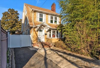 43-11 Little Neck Parkway Little Neck NY 11363