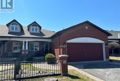 13 COULSON COURT Kanata ON K2K2Z5