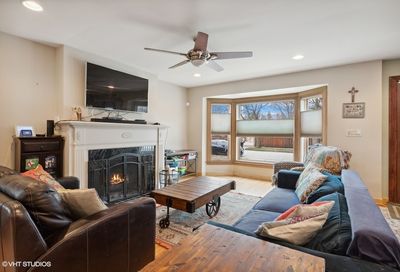 7025 N Mankato Avenue Chicago IL 60646