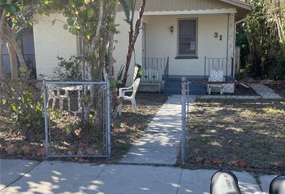 31 W Oakwood Street Tarpon Springs FL 34689