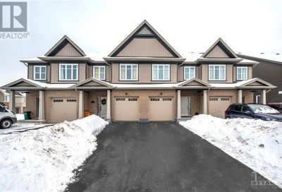 712 SORA WAY Ottawa ON K1T0R2