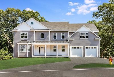 41 Peach Orchard Rd Burlington MA 01803