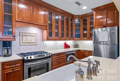 203 6th Avenue Hendersonville NC 28792