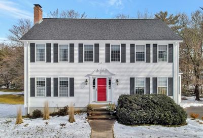 31 Forsythia Dr Walpole MA 02081