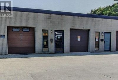 #6 -1252 SPEERS RD Oakville ON L6L5N9