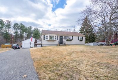 33 Old Farm Rd Spencer MA 01562