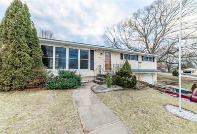 71 Revere Avenue West Warwick RI 02893