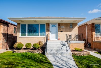 11113 S Ewing Avenue Chicago IL 60617
