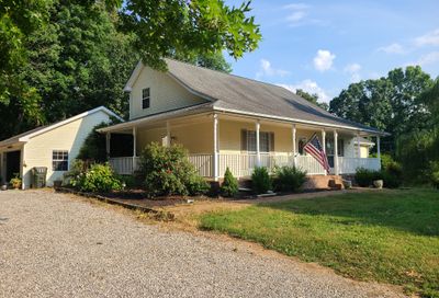 5517 Hugh Gill Rd Adams TN 37010