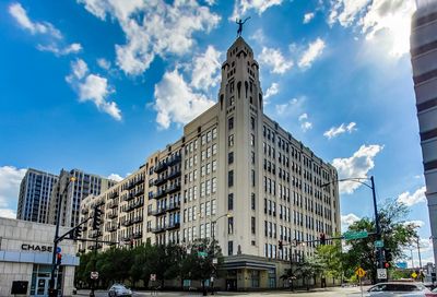 758 N Larrabee Street Chicago IL 60610