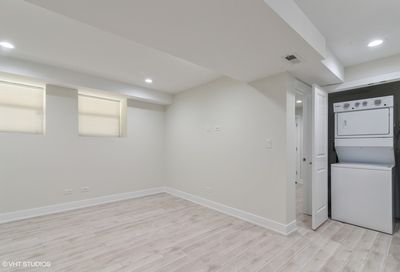 1914 W Crystal Street Chicago IL 60622