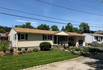 101 Wine Street Cranston RI 02920