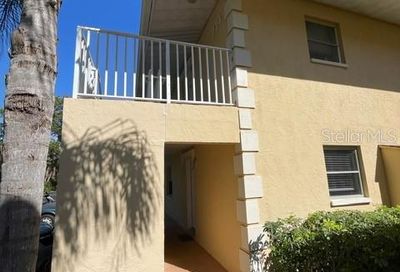 924 La Costa Circle Sarasota FL 34237