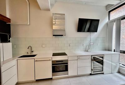 12 Stoneholm St Boston MA 02115