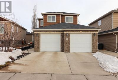 20 Ranchview Way NE Medicine Hat AB T1C0G3