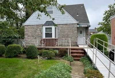 76-24 176th Street Fresh Meadows NY 11366