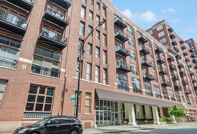 360 W Illinois Street Chicago IL 60654