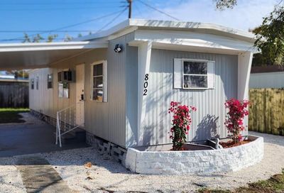 802 Elkan Drive Tarpon Springs FL 34689